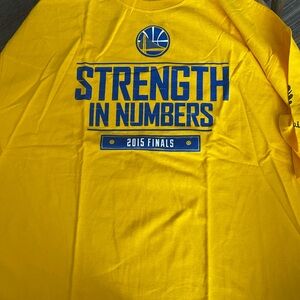 Golden State Warriors 2015 Finals T-shirt. Rate from unplayed game 7. Size XL